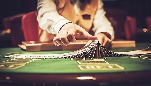 Lodibet player reviewing winning payout on mobile phone in the Philippines